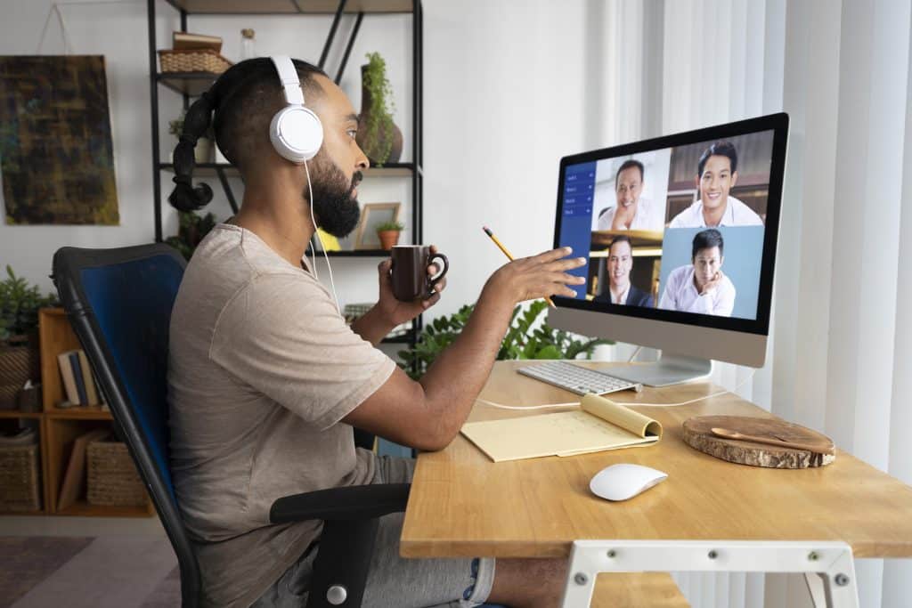 Trabalho híbrido melhora a produtividade - saiba o porquê!